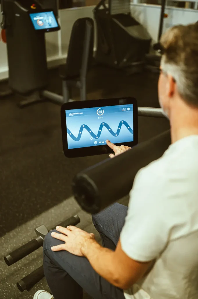 Het EGYM apparaat is makkelijk zelf in te stellen